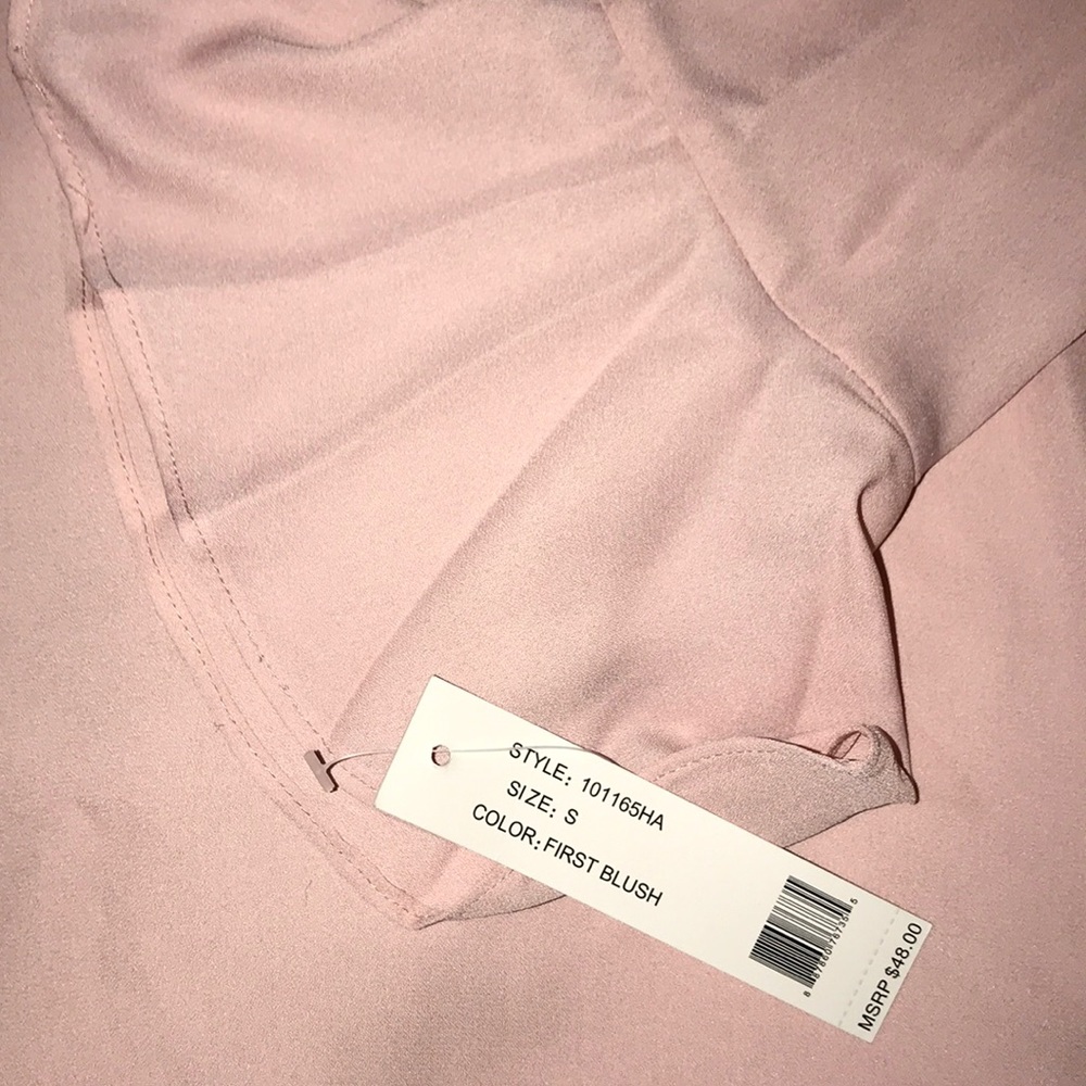 Pink blouse - Picture 2 of 3